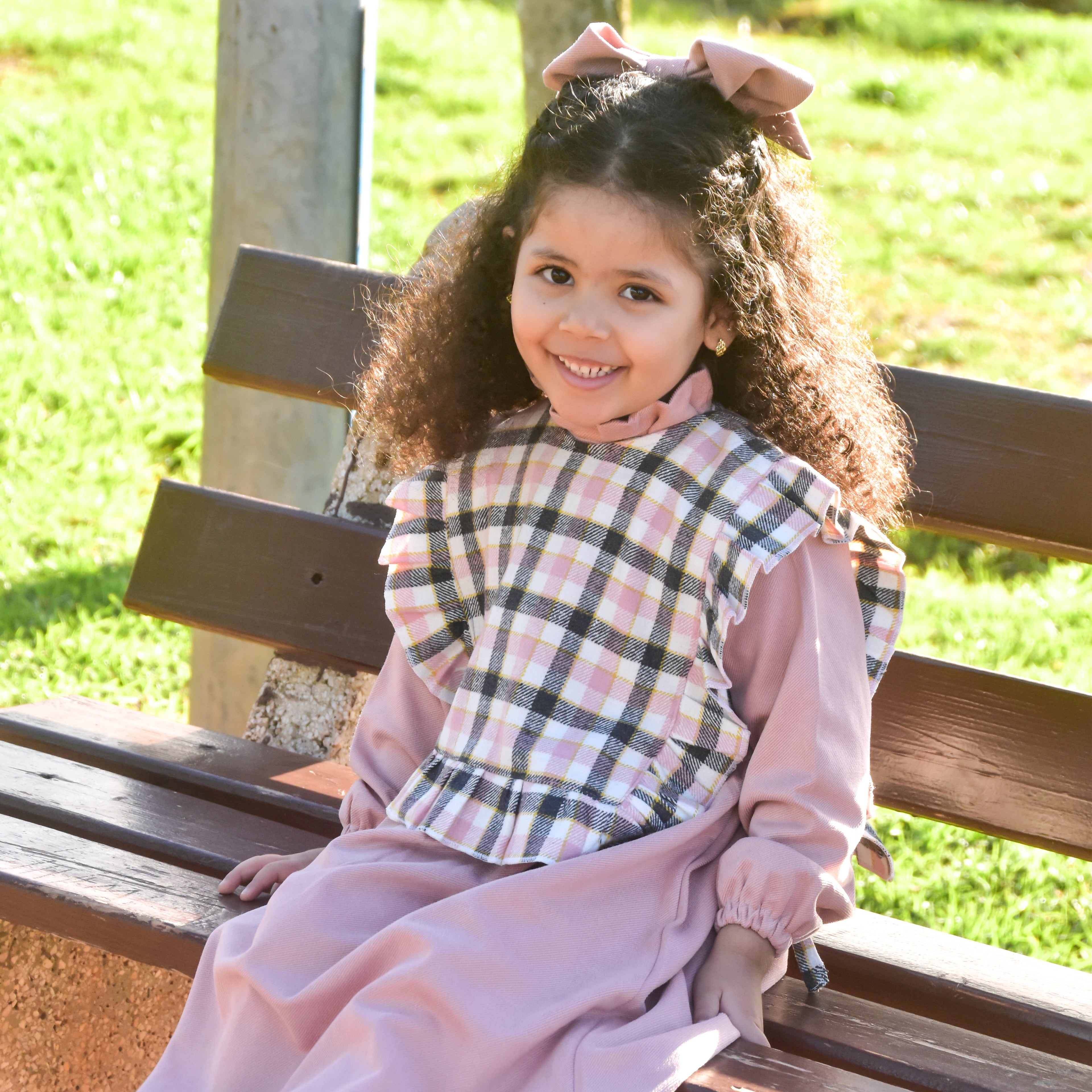 Robe Longue "Fulla" en Vieux Rose avec gilet rayé en Noir