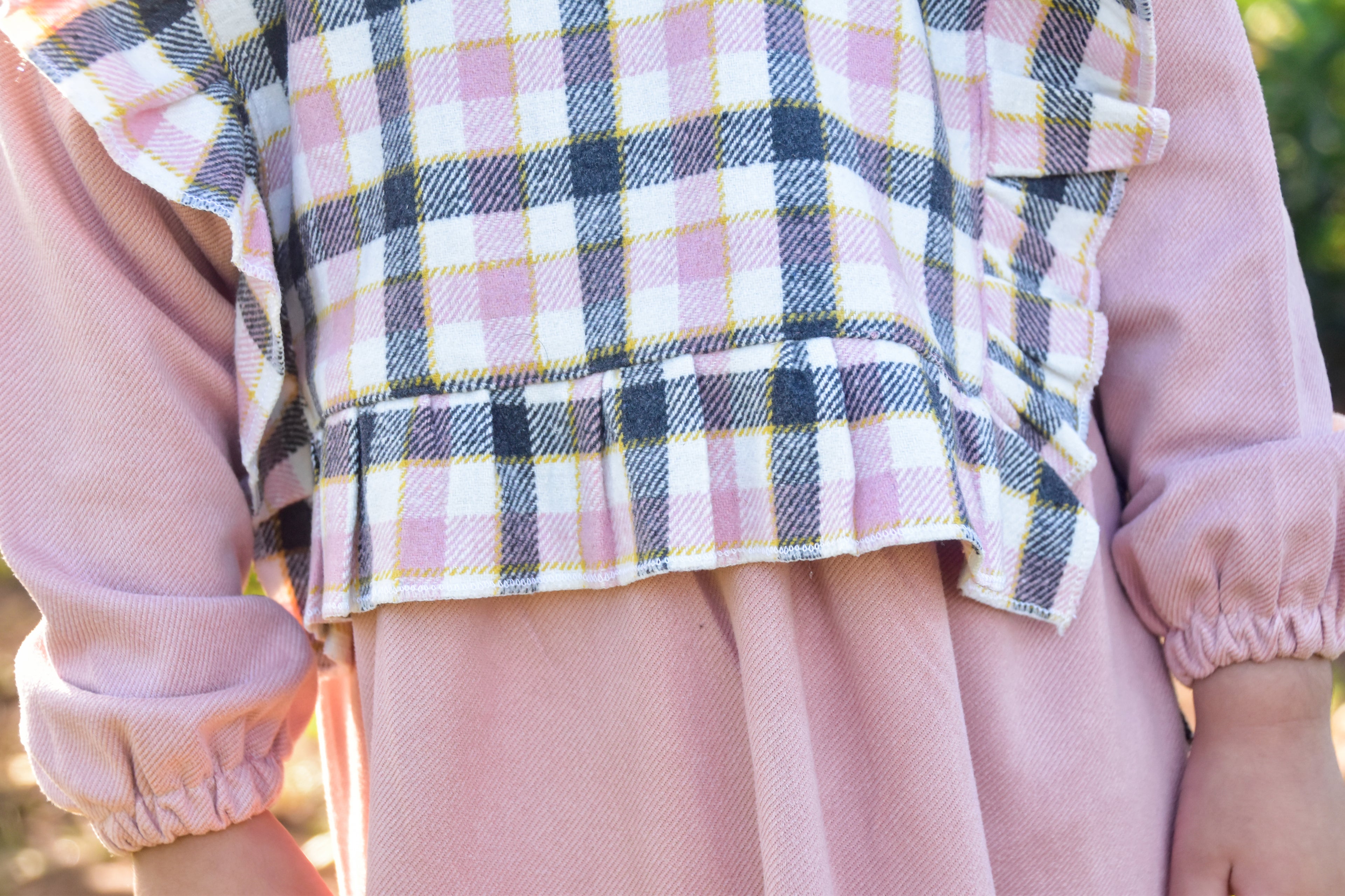 Robe Longue "Fulla" en Vieux Rose avec gilet rayé en Noir