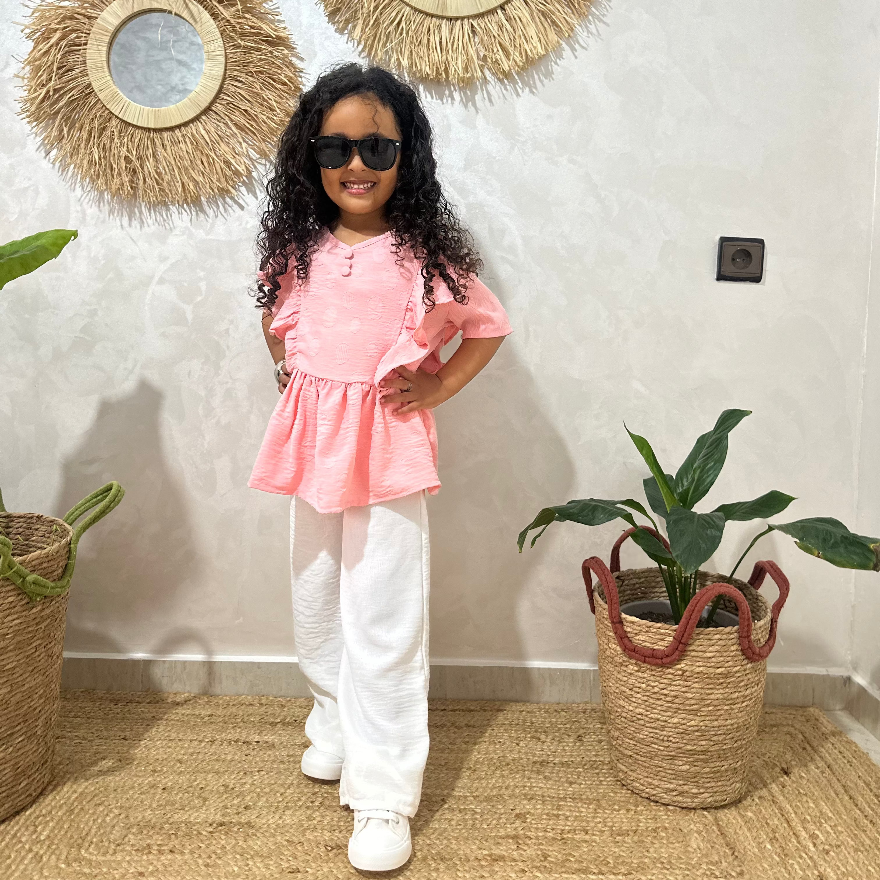 Ensemble "Lina" : Fraîcheur de Rose et Blanc Pur